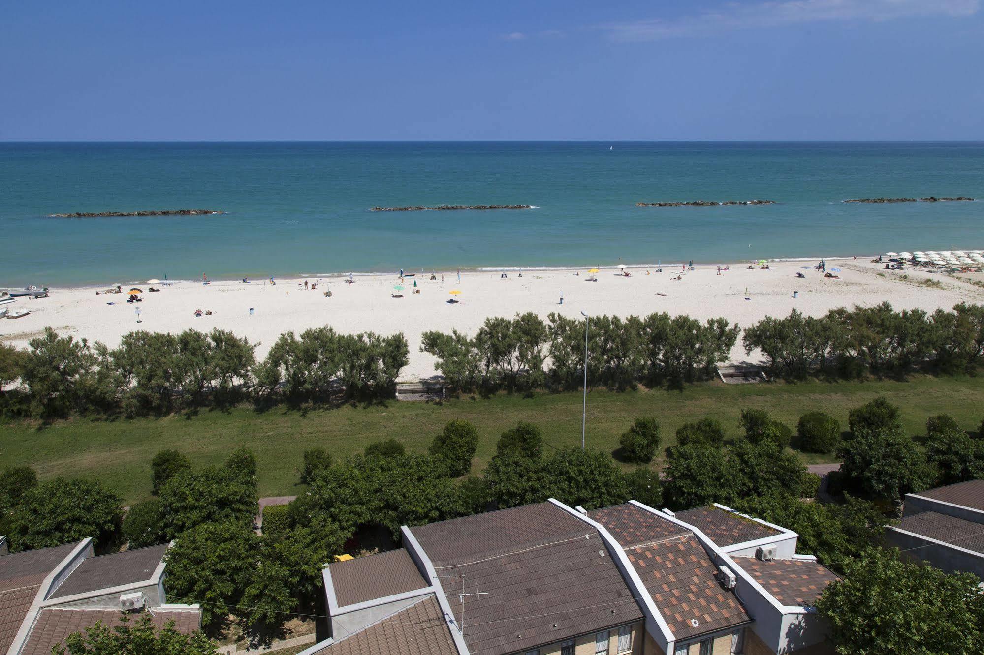 Residence Casabianca Porto San Giorgio Exteriér fotografie
